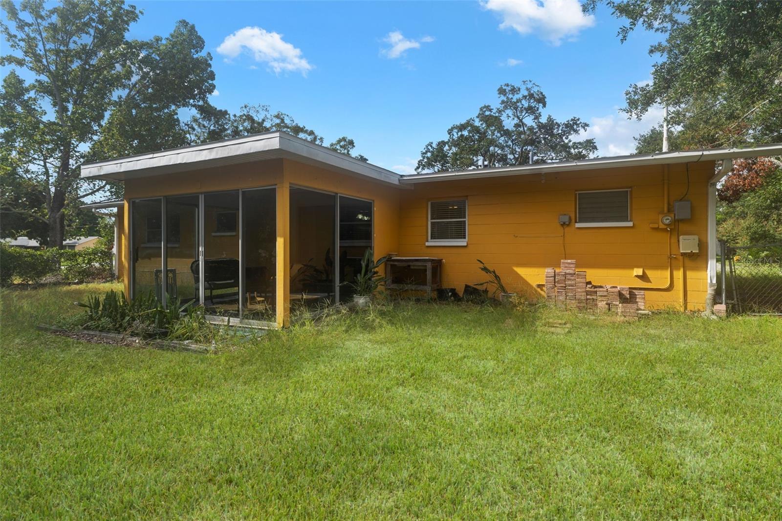 Image 23 of 27 For 4136 Whiting Drive Se