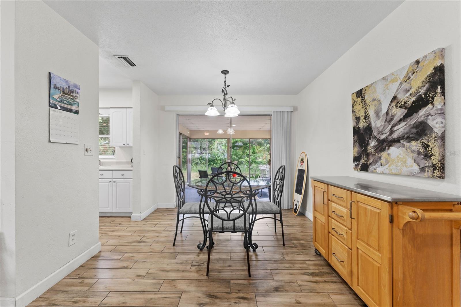 Image 7 of 27 For 4136 Whiting Drive Se