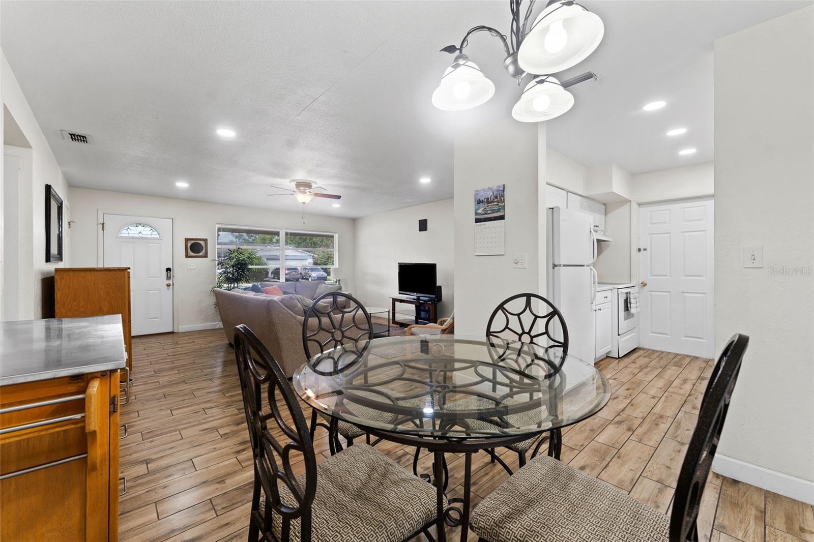 Image 8 of 27 For 4136 Whiting Drive Se