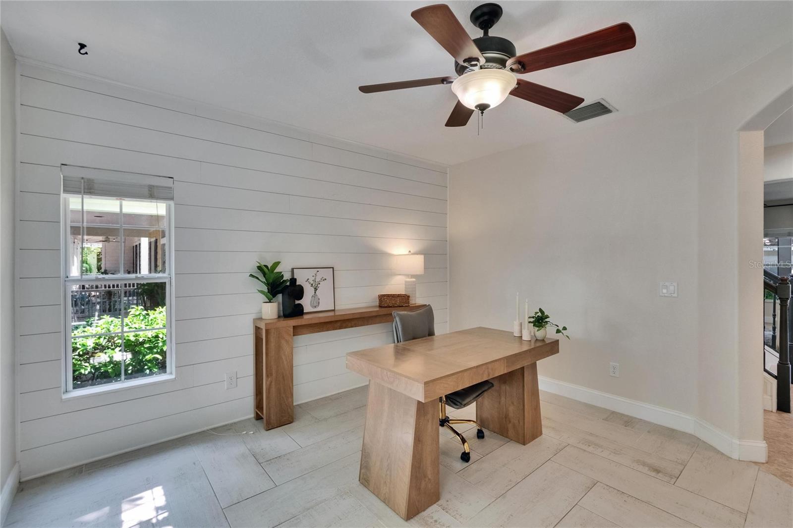 Image 14 of 100 For 5918 Beaconpark Street