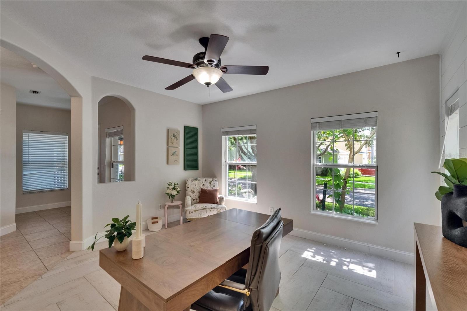 Image 7 of 100 For 5918 Beaconpark Street