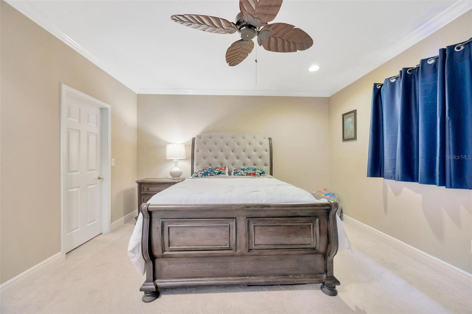 Image 26 of 49 For 23320 Dinhurst Court