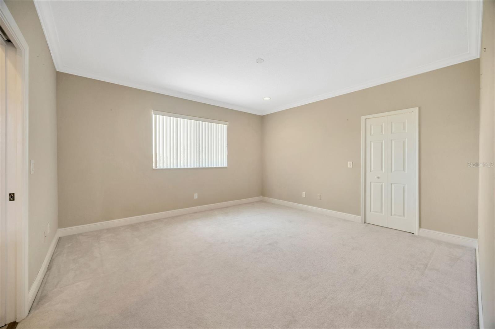 Image 30 of 49 For 23320 Dinhurst Court