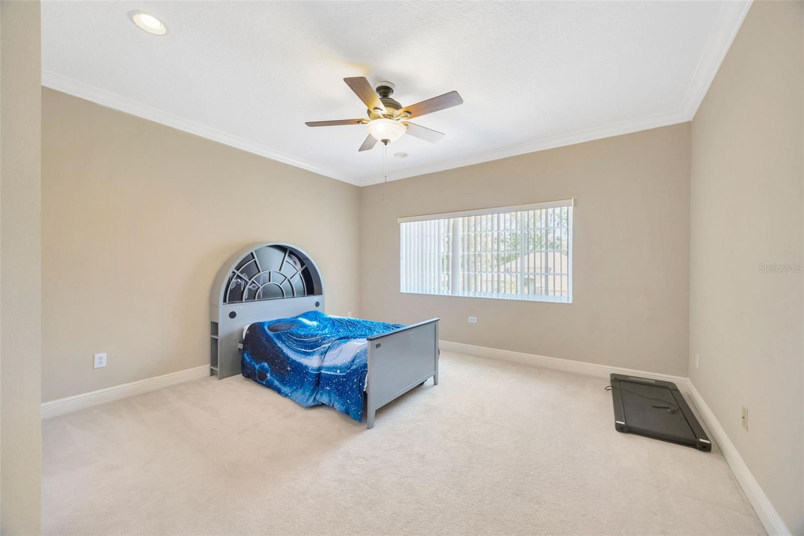 Image 36 of 49 For 23320 Dinhurst Court