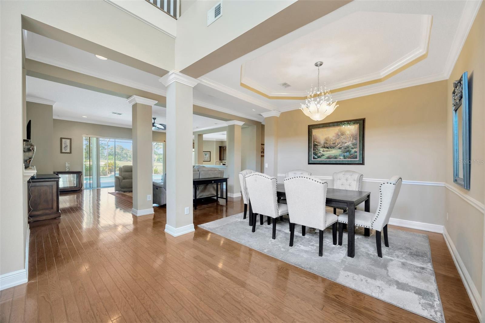 Image 6 of 49 For 23320 Dinhurst Court