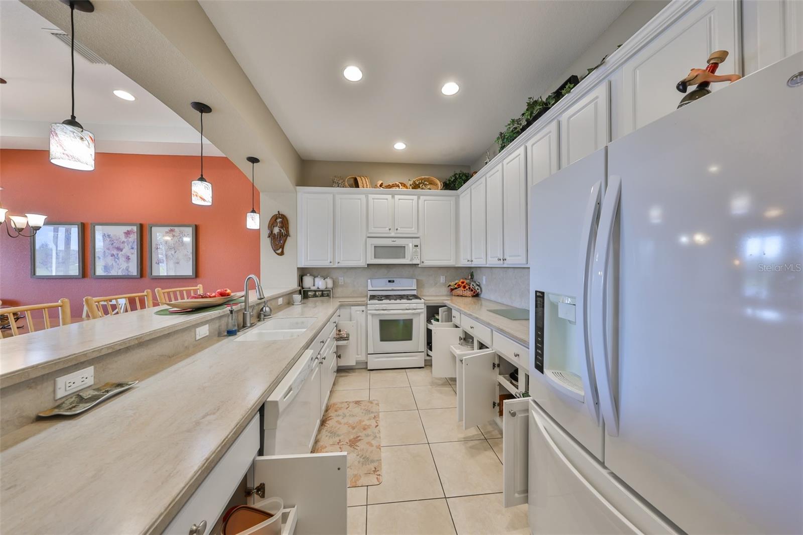 Image 16 of 53 For 2239 Sifield Greens Way 84