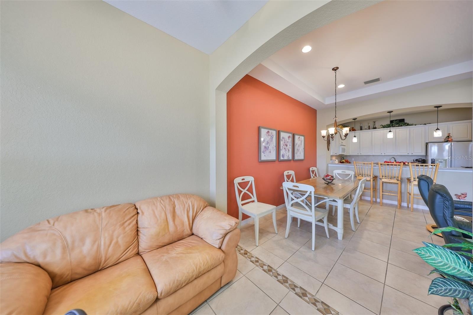 Image 17 of 53 For 2239 Sifield Greens Way 84