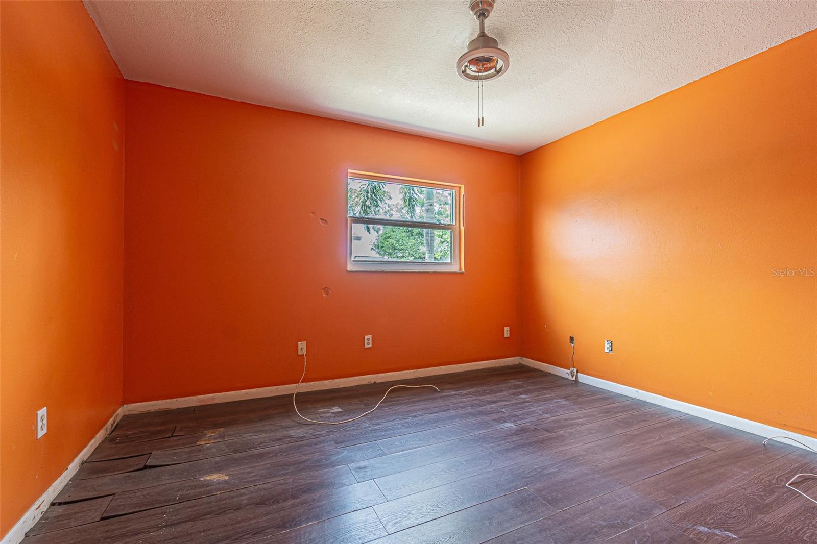Image 36 of 68 For 739 Chesapeake Drive