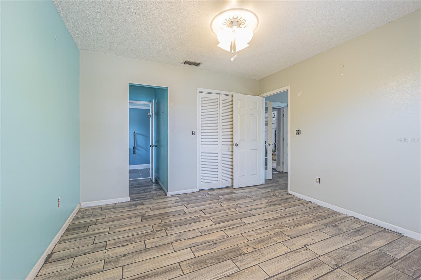 Image 40 of 68 For 739 Chesapeake Drive