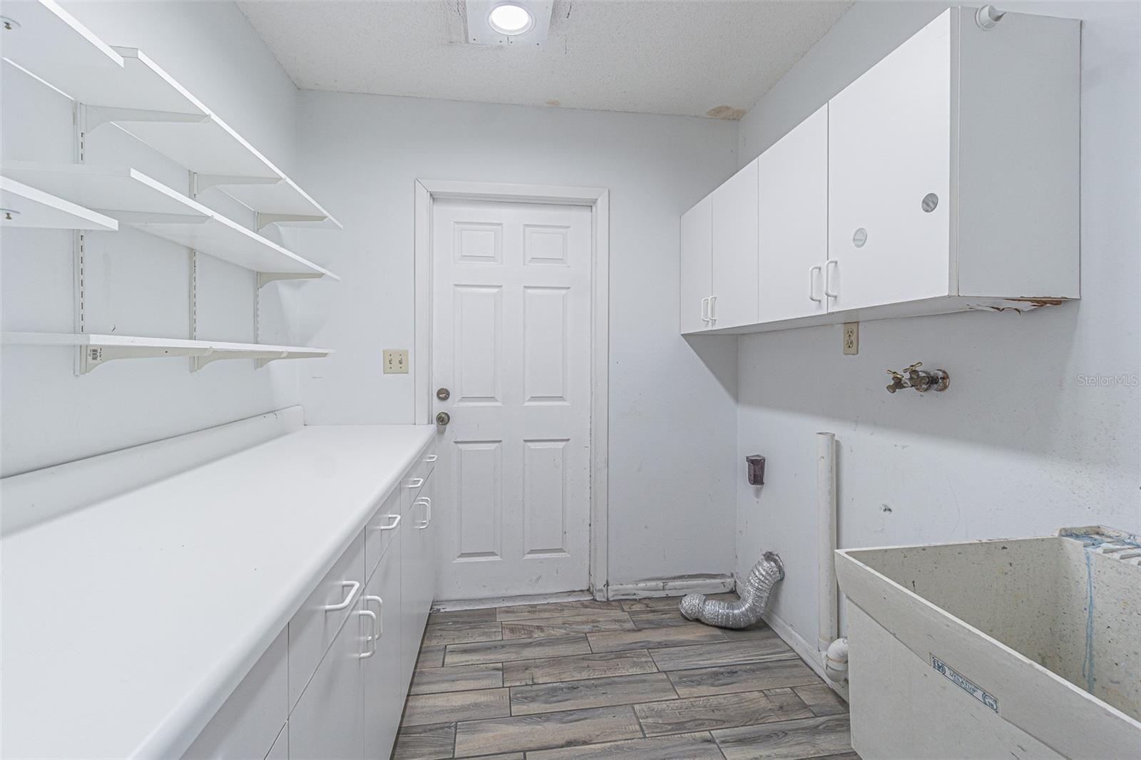 Image 42 of 68 For 739 Chesapeake Drive