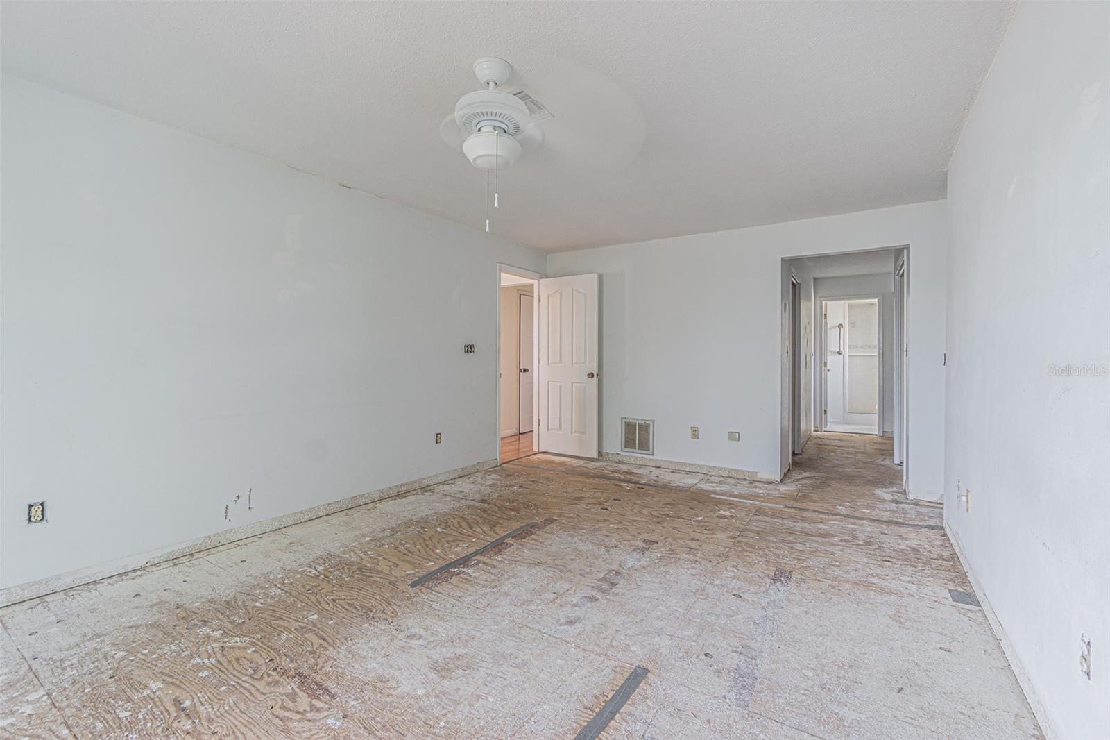Image 55 of 68 For 739 Chesapeake Drive