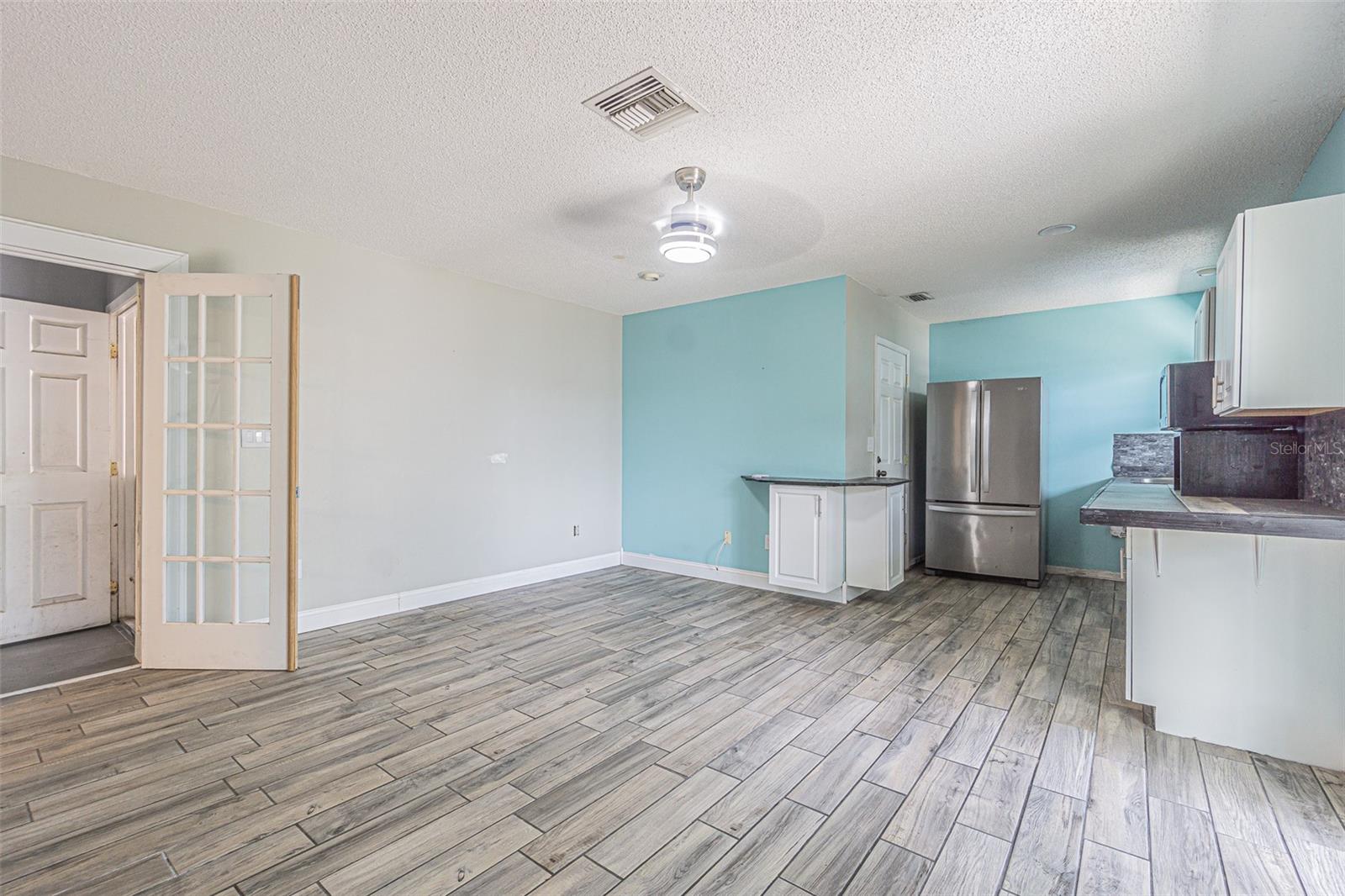 Image 6 of 68 For 739 Chesapeake Drive