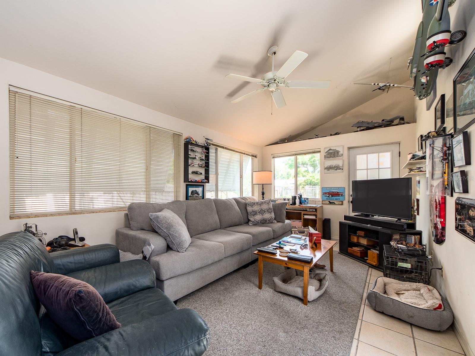 Image 14 of 23 For 1136 Granada Street