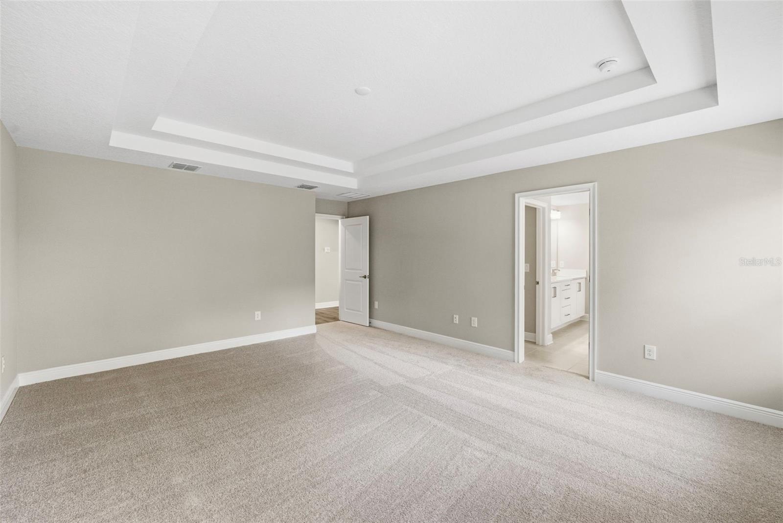 Image 13 of 31 For 6226 29th Street N