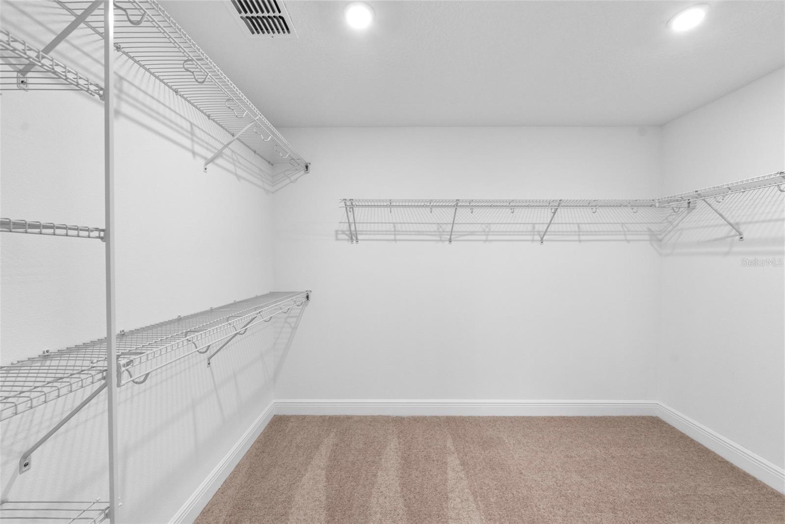 Image 17 of 31 For 6226 29th Street N