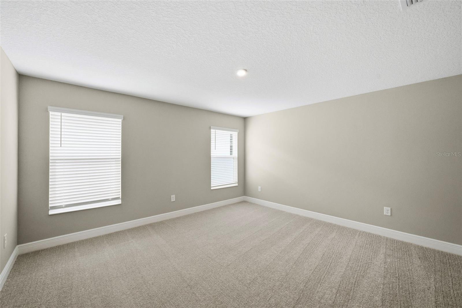 Image 19 of 31 For 6226 29th Street N