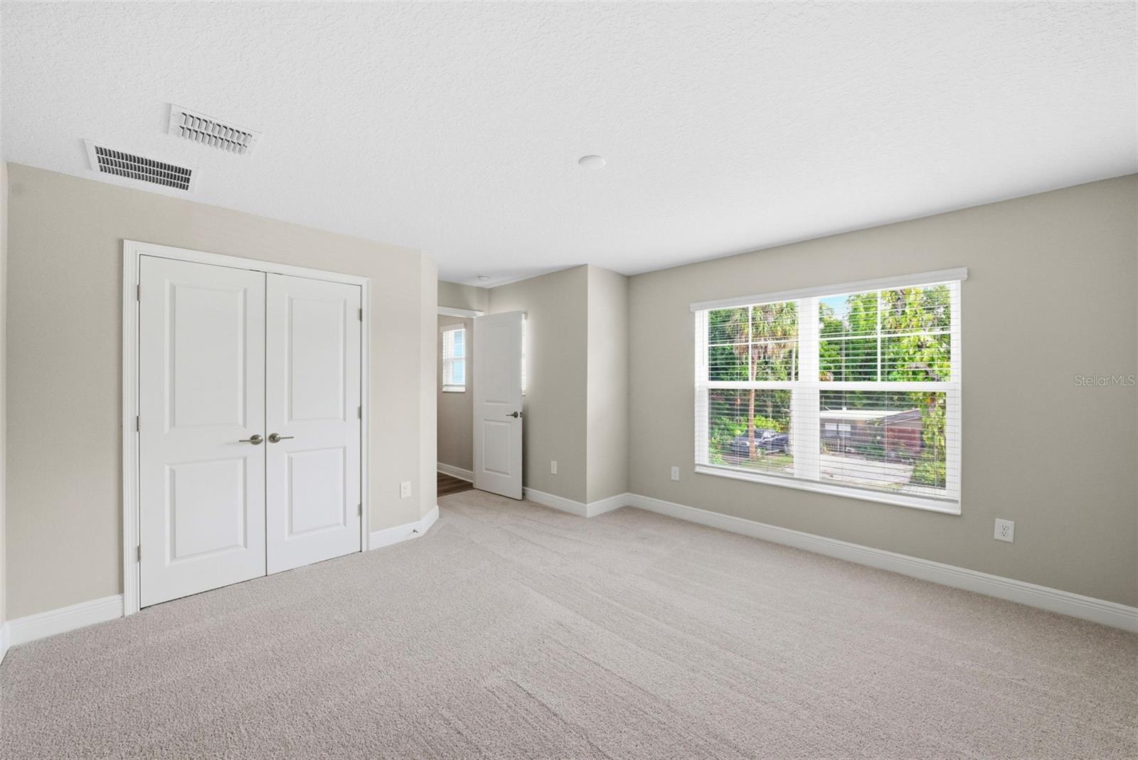 Image 26 of 31 For 6226 29th Street N