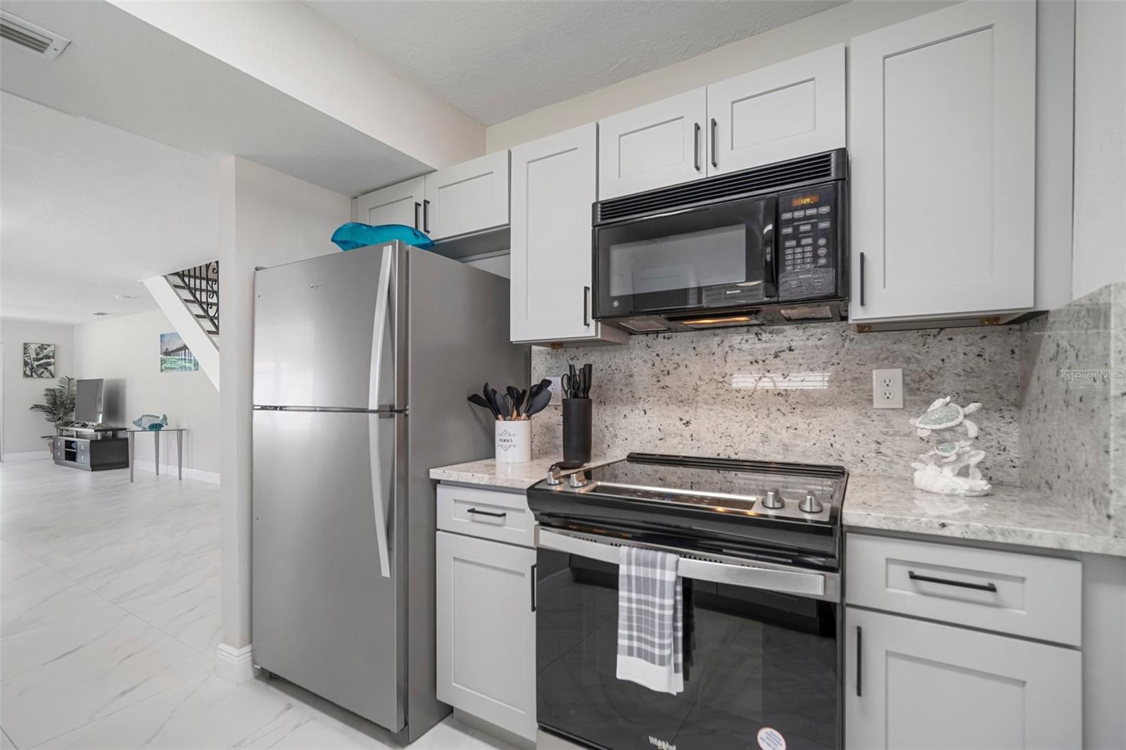 Image 13 of 48 For 1712 Azalea Court A