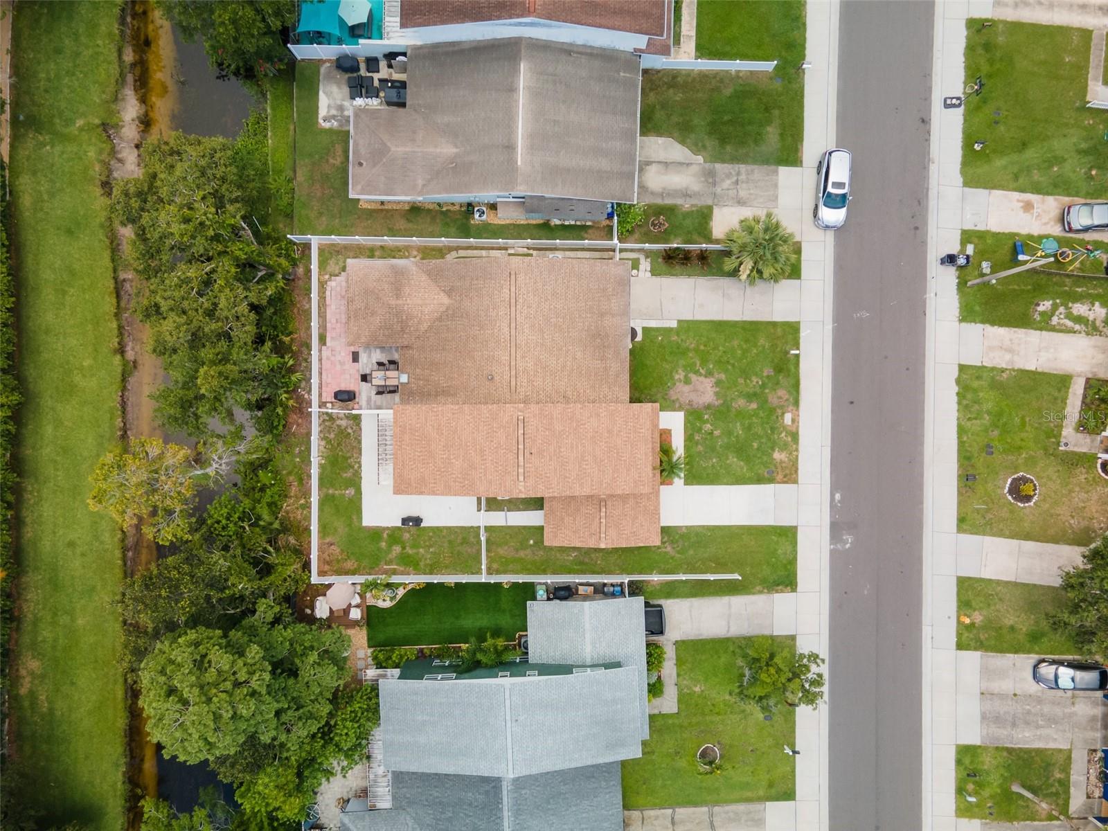 Image 34 of 48 For 1712 Azalea Court A