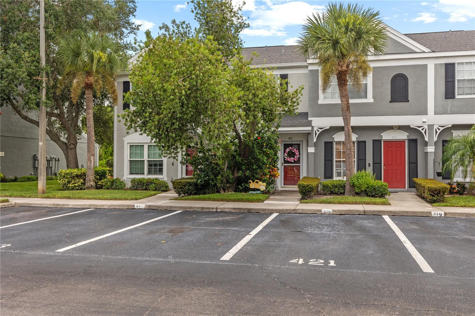 Image 2 of 55 For 421 Countryside Key Boulevard