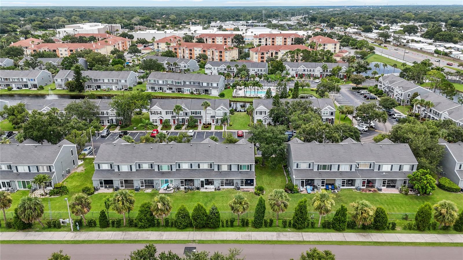 Image 39 of 55 For 421 Countryside Key Boulevard