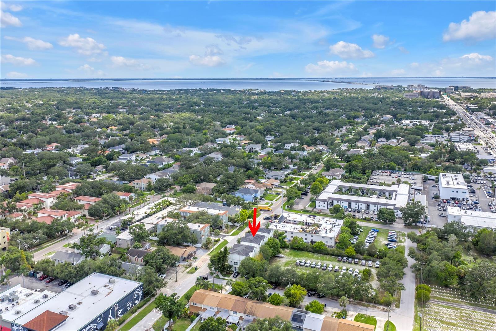 Listing photo id 1 for 3807 Cleveland Street