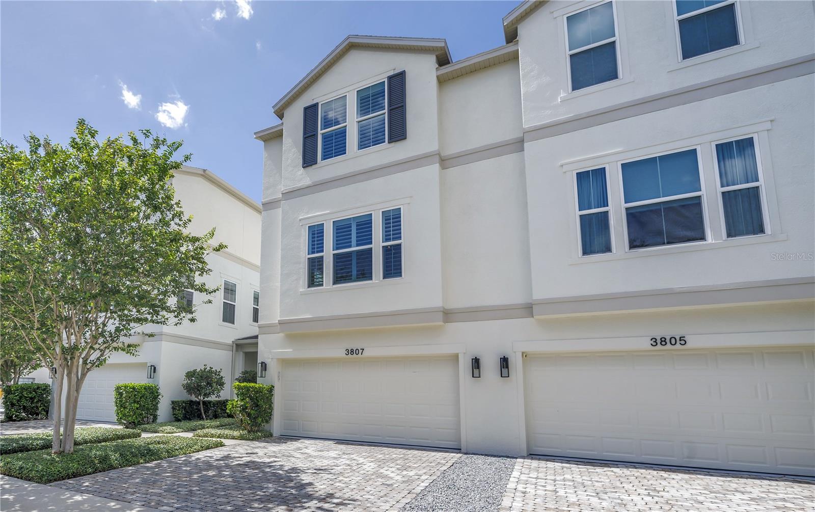 Listing photo id 44 for 3807 Cleveland Street