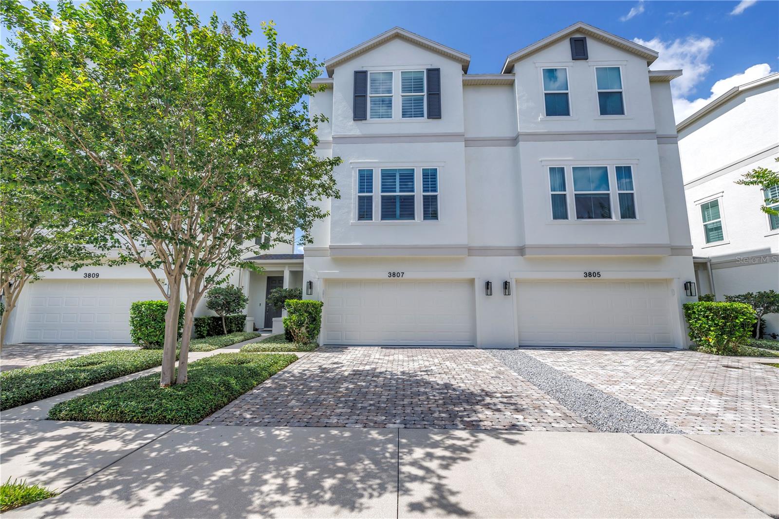 Listing photo id 74 for 3807 Cleveland Street