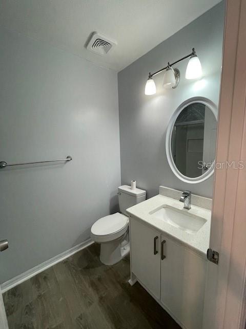 Image 15 of 31 For 6262 142nd Avenue N 1005
