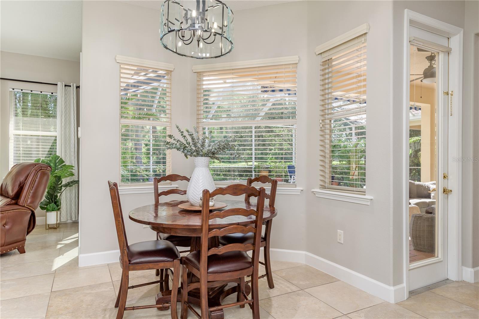 Image 17 of 78 For 3042 Wentworth Way