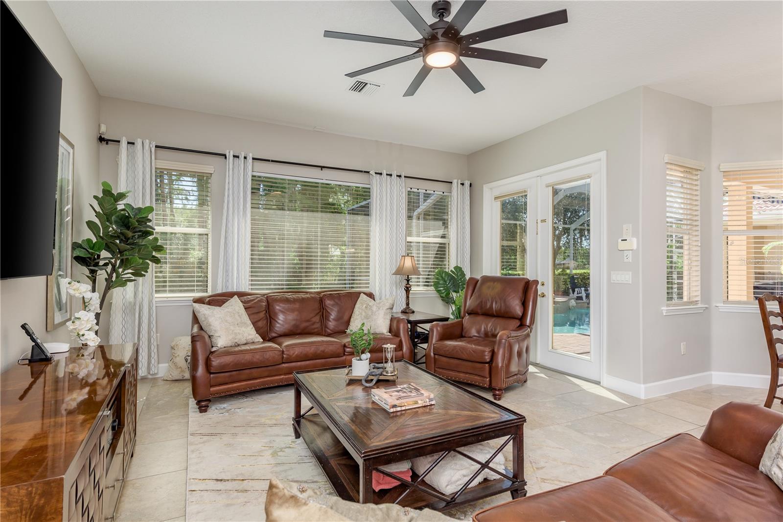 Image 20 of 78 For 3042 Wentworth Way