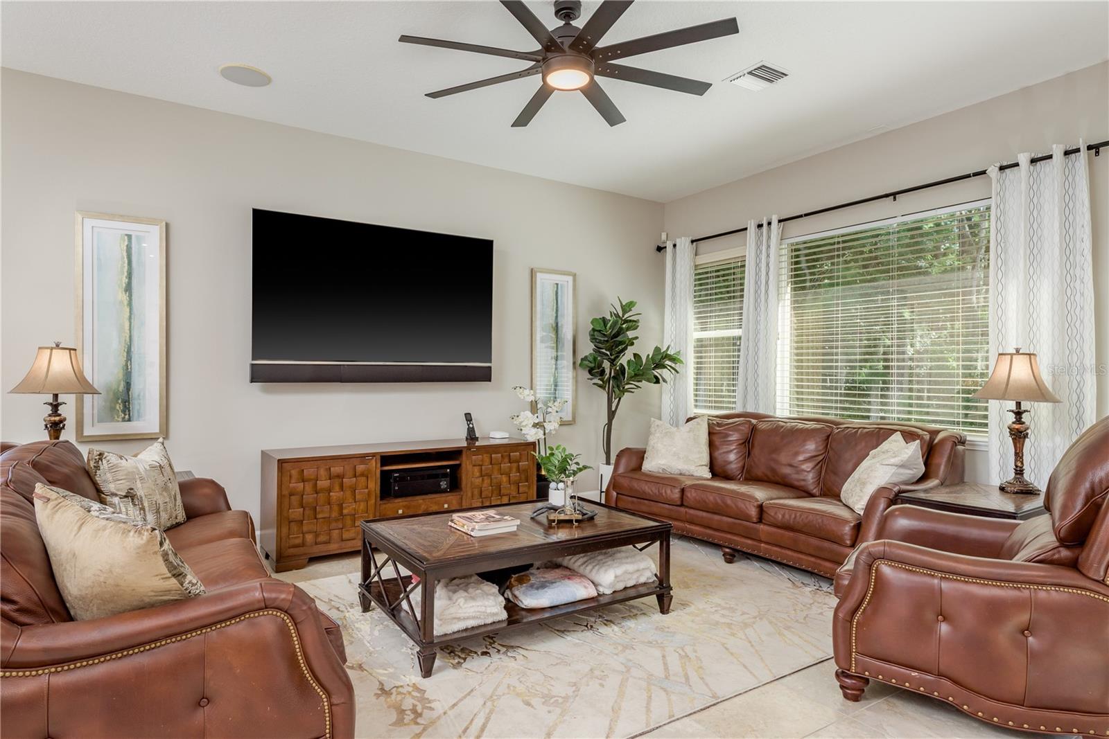 Image 21 of 78 For 3042 Wentworth Way