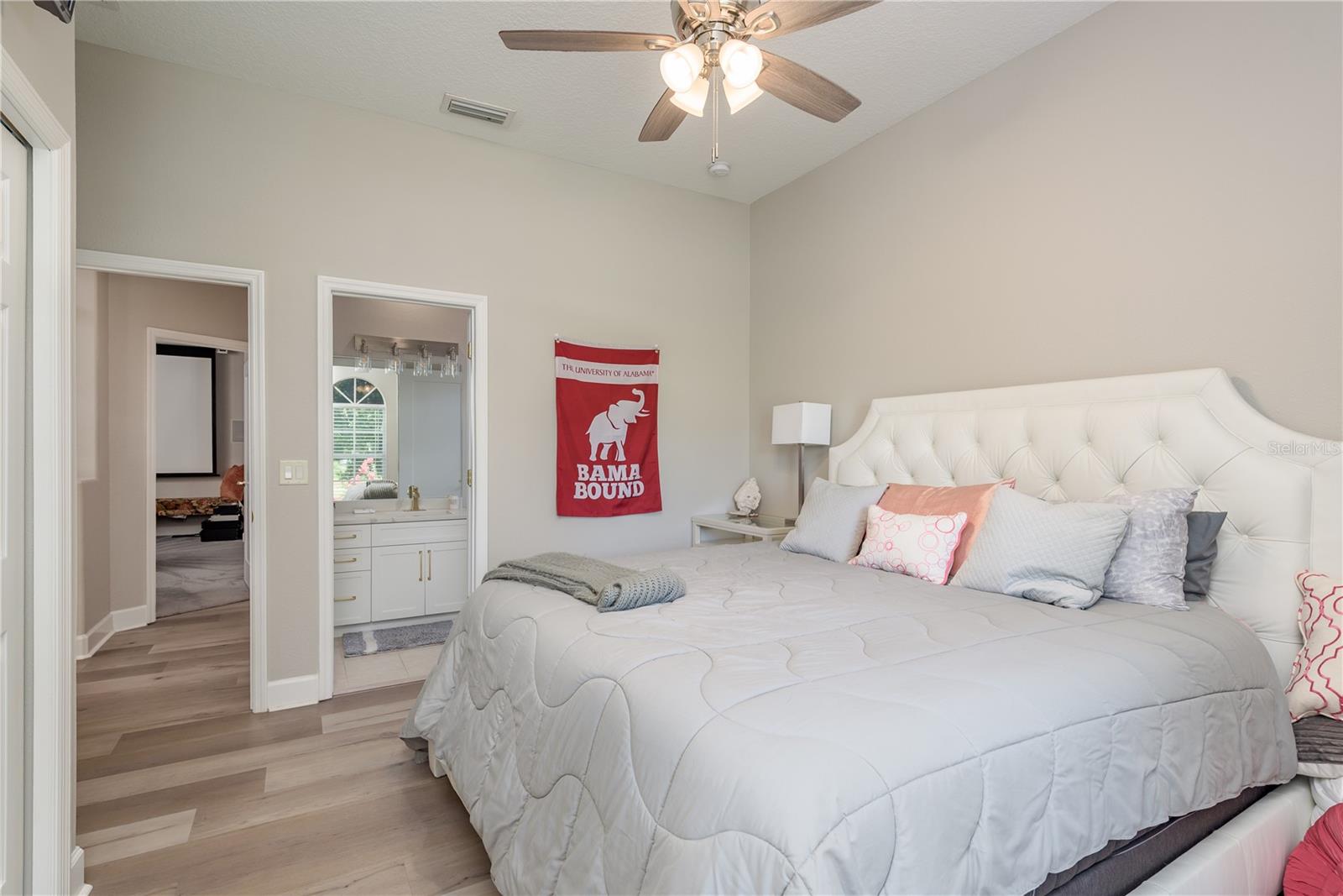 Image 46 of 78 For 3042 Wentworth Way