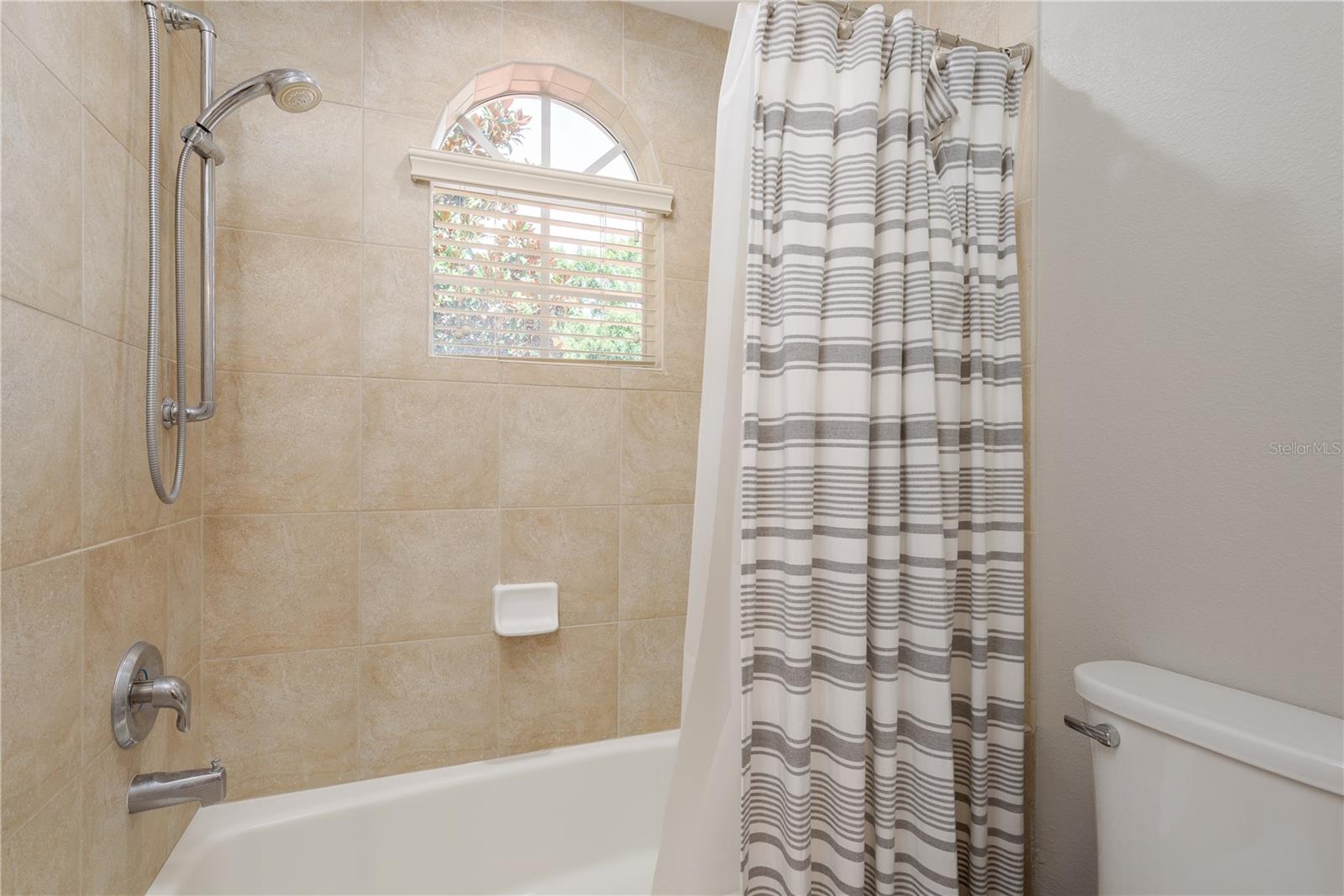 Image 51 of 78 For 3042 Wentworth Way
