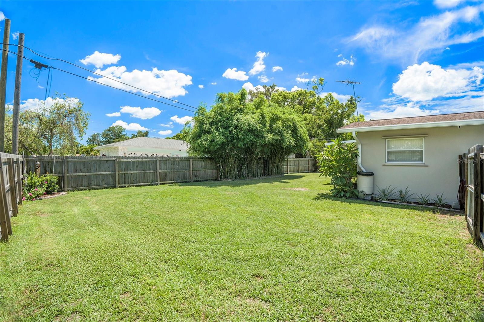 Image 10 of 12 For 1857 Belleair Road N