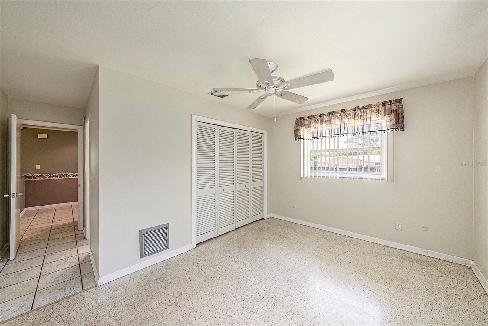 Image 17 of 39 For 1857 Belleair Road N