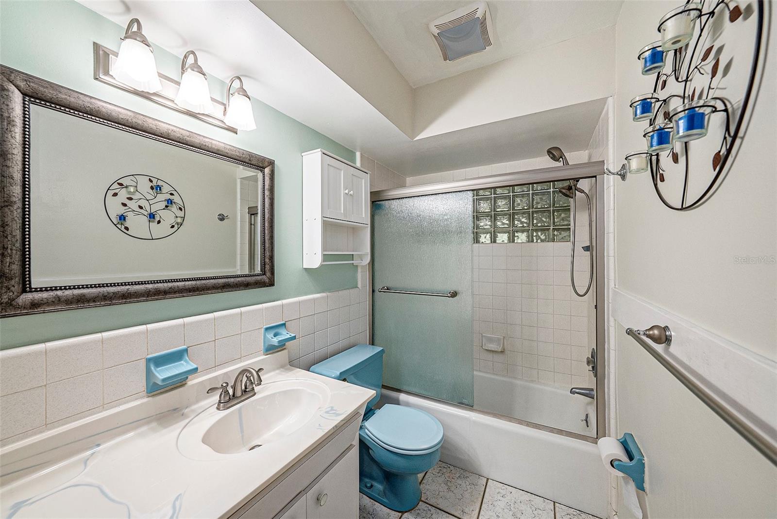 Image 24 of 39 For 1857 Belleair Road N