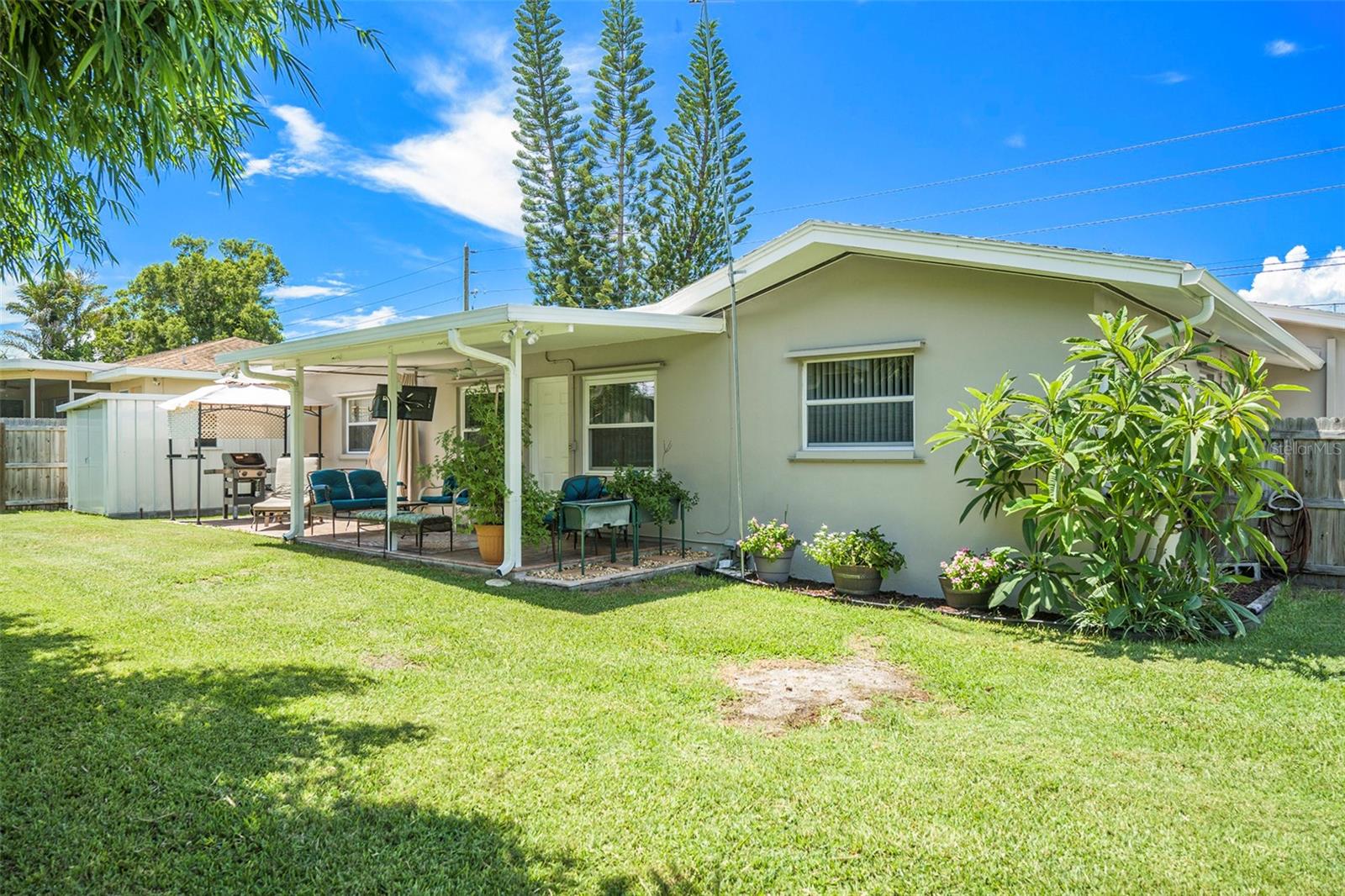 Image 6 of 12 For 1857 Belleair Road N