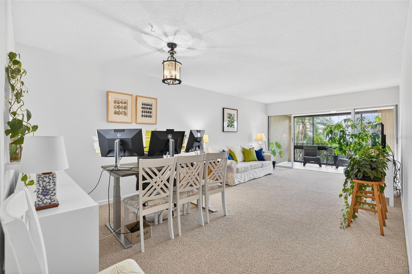 Listing photo id 8 for 10351 Regal Drive 24