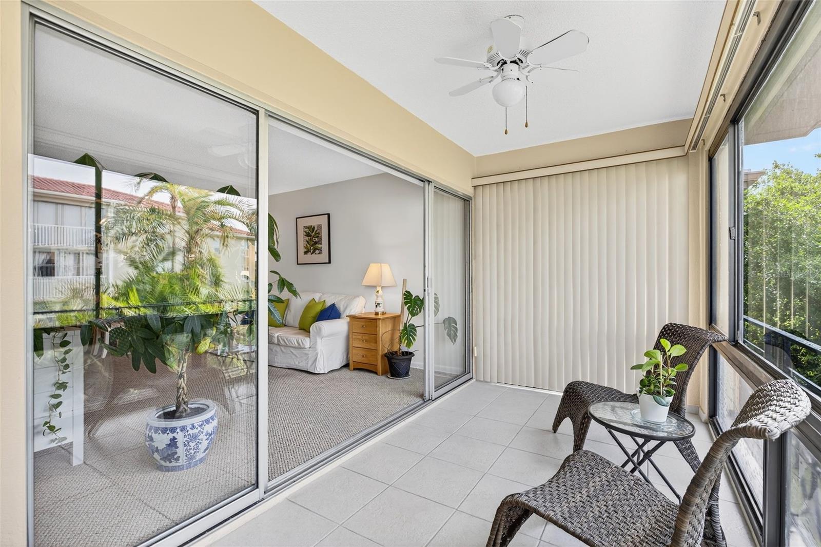 Listing photo id 16 for 10351 Regal Drive 24