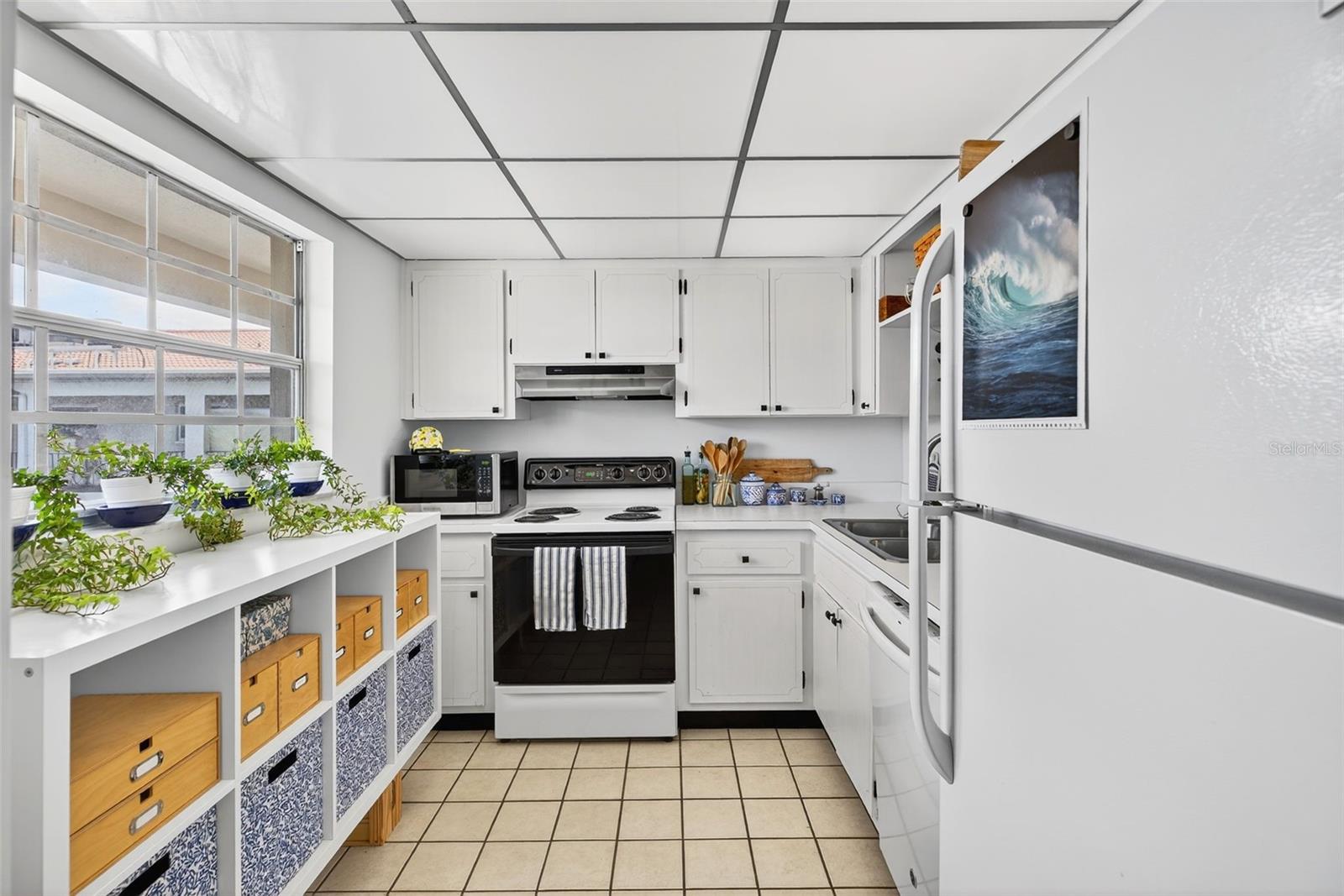 Listing photo id 1 for 10351 Regal Drive 24