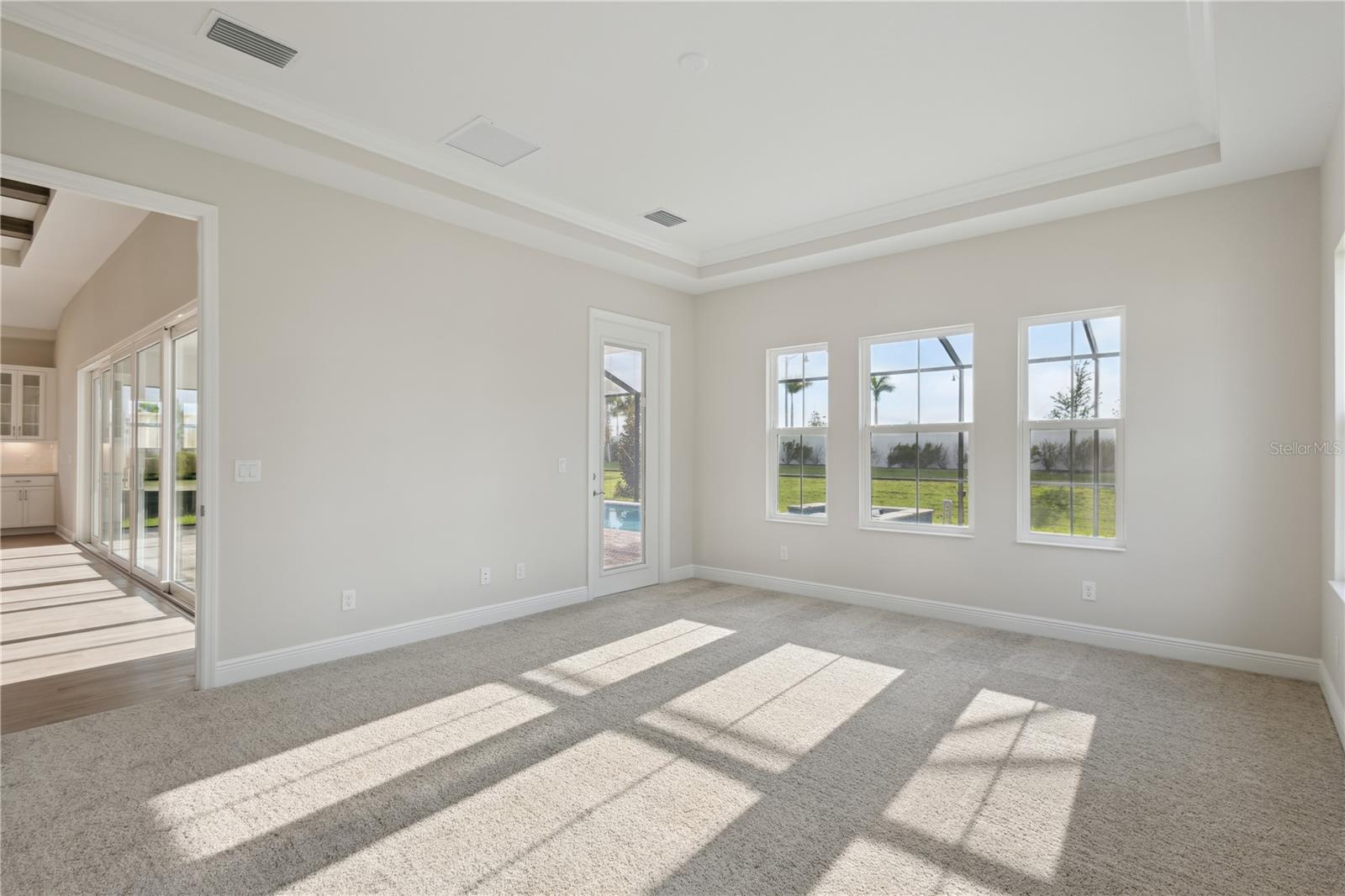 Image 4 of 39 For 11622 Gleaming Terrace
