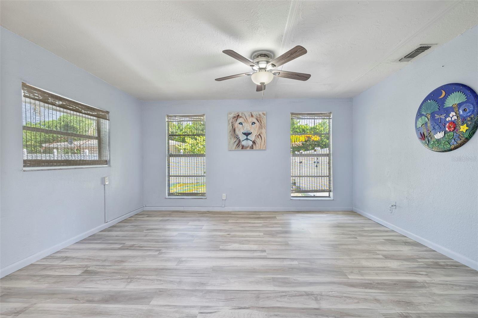 Listing photo id 6 for 4530 Catalonia Way S