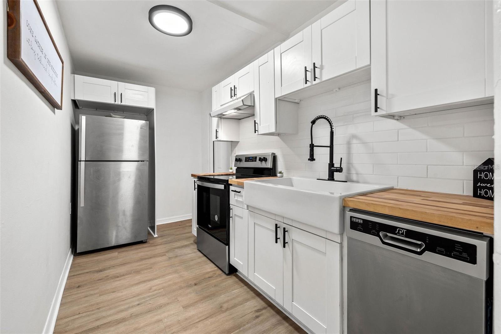 Image 12 of 23 For 1752 42nd Street S