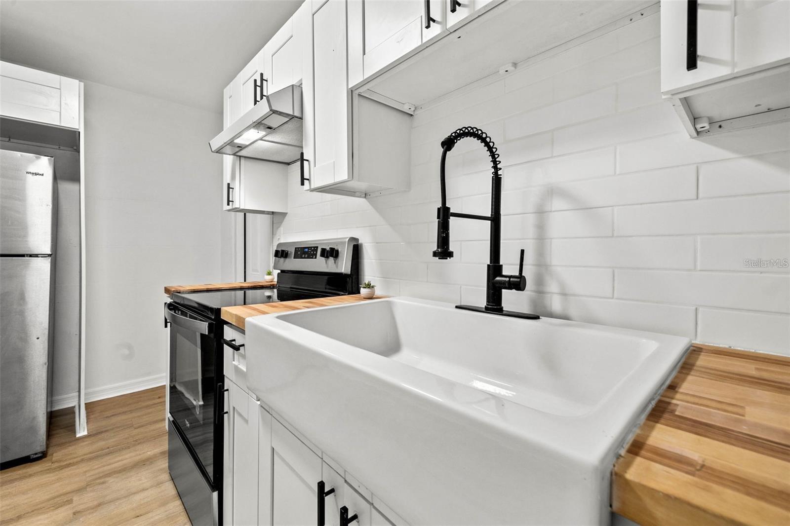 Image 13 of 23 For 1752 42nd Street S