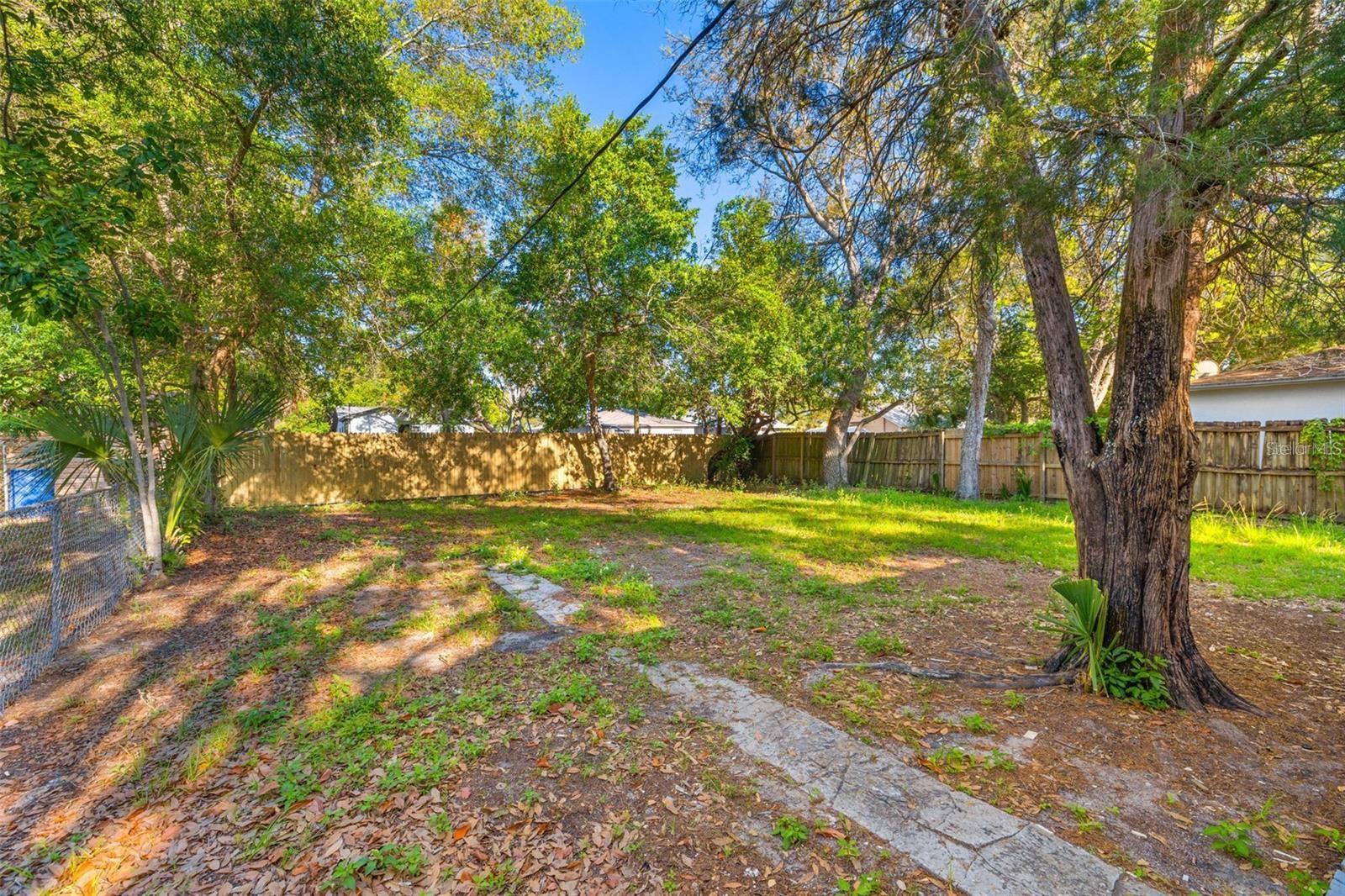 Image 19 of 23 For 1752 42nd Street S