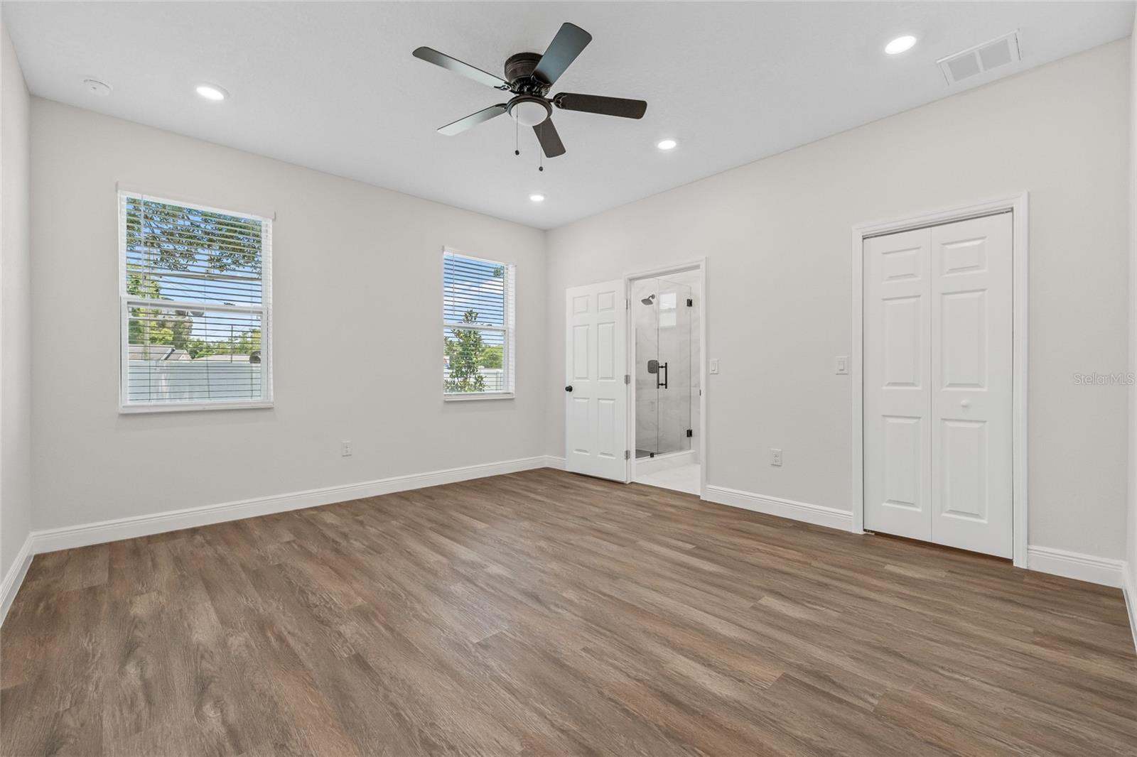 Image 24 of 41 For 8319 Ogontz Avenue