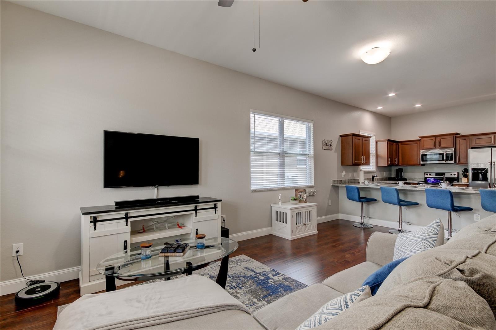 Image 5 of 20 For 7314 Morton Street