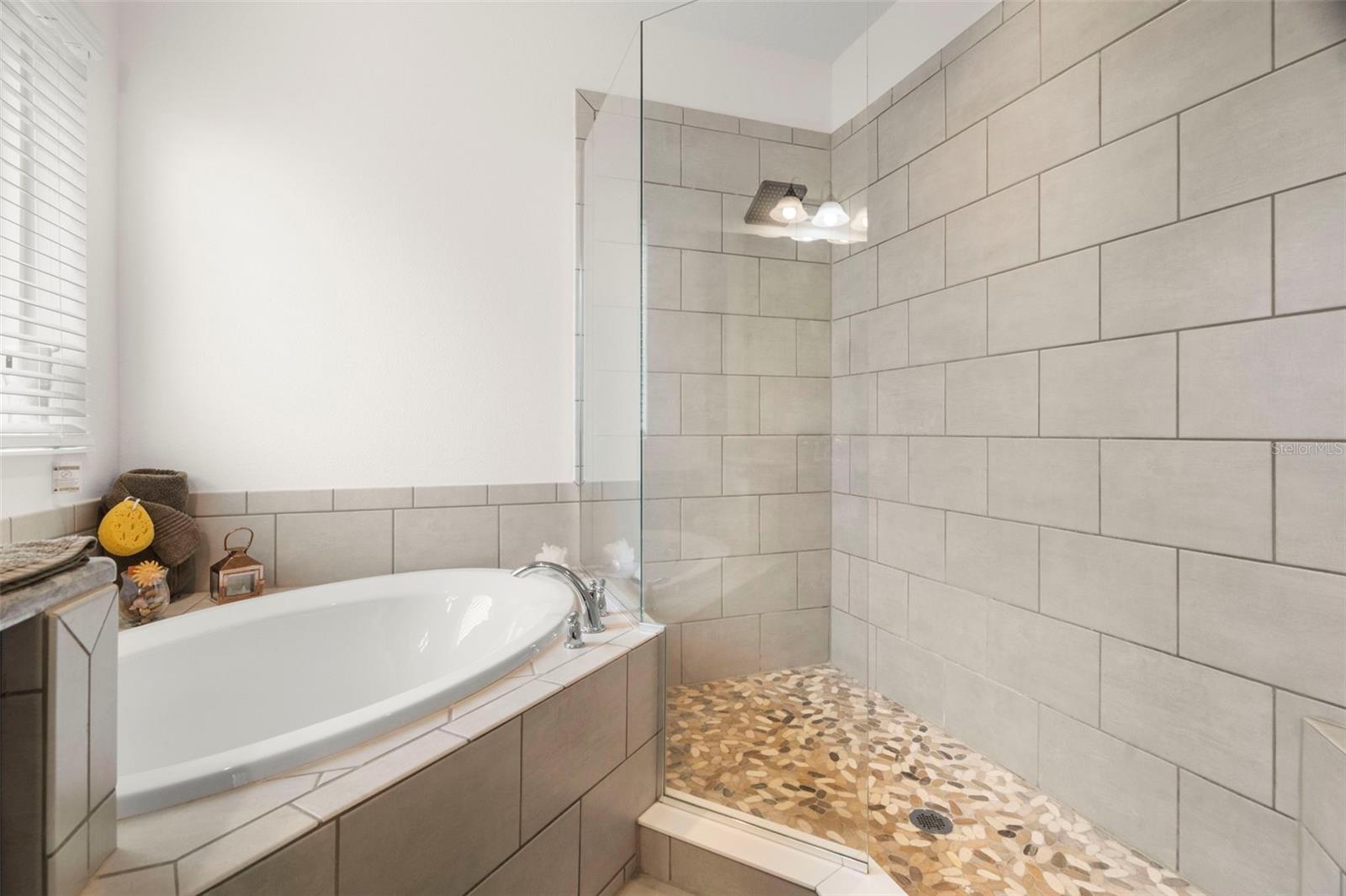 Image 17 of 23 For 4607 Los Robles Court