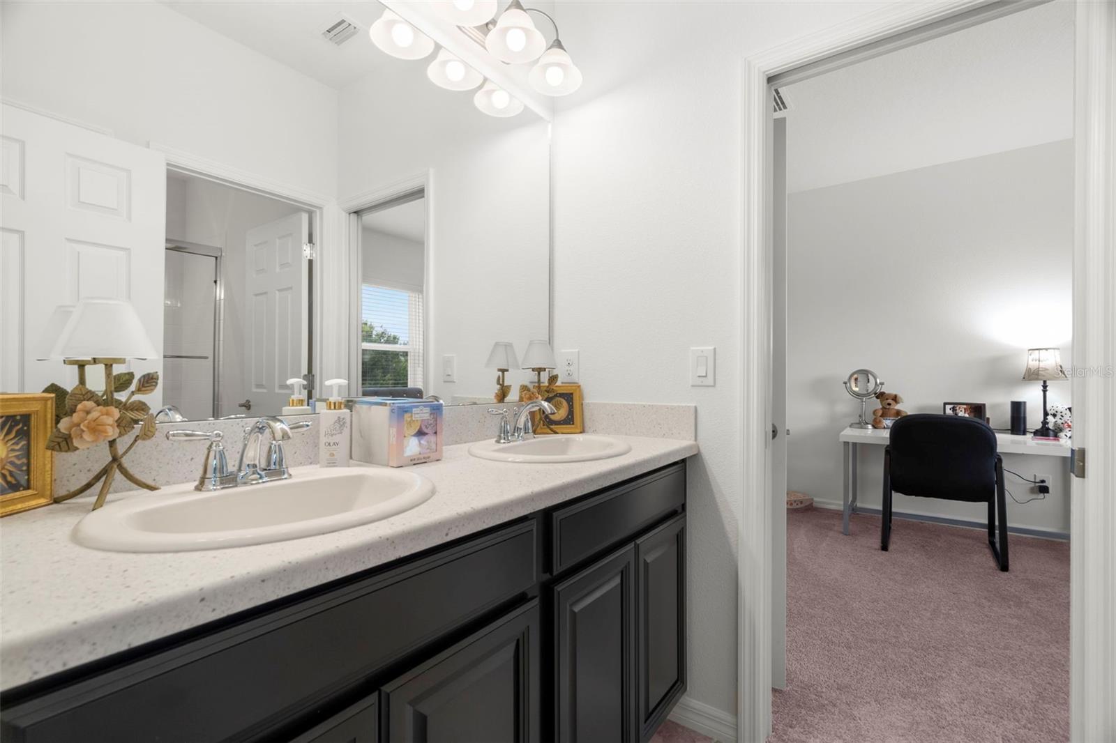 Image 20 of 23 For 4607 Los Robles Court